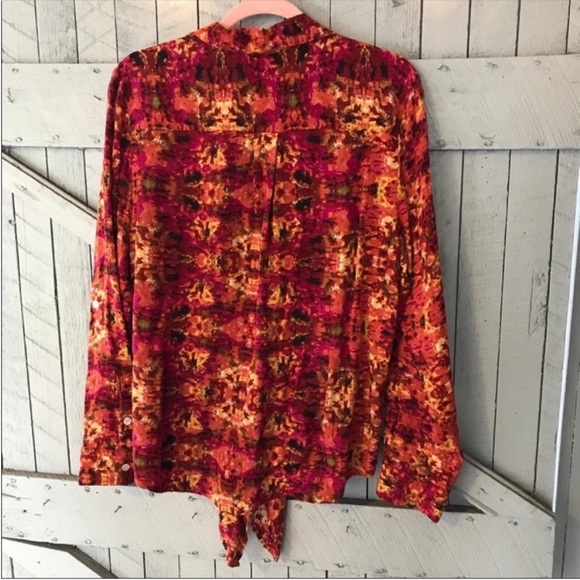 Kut From the Kloth Button Down Top - Picture 5 of 6